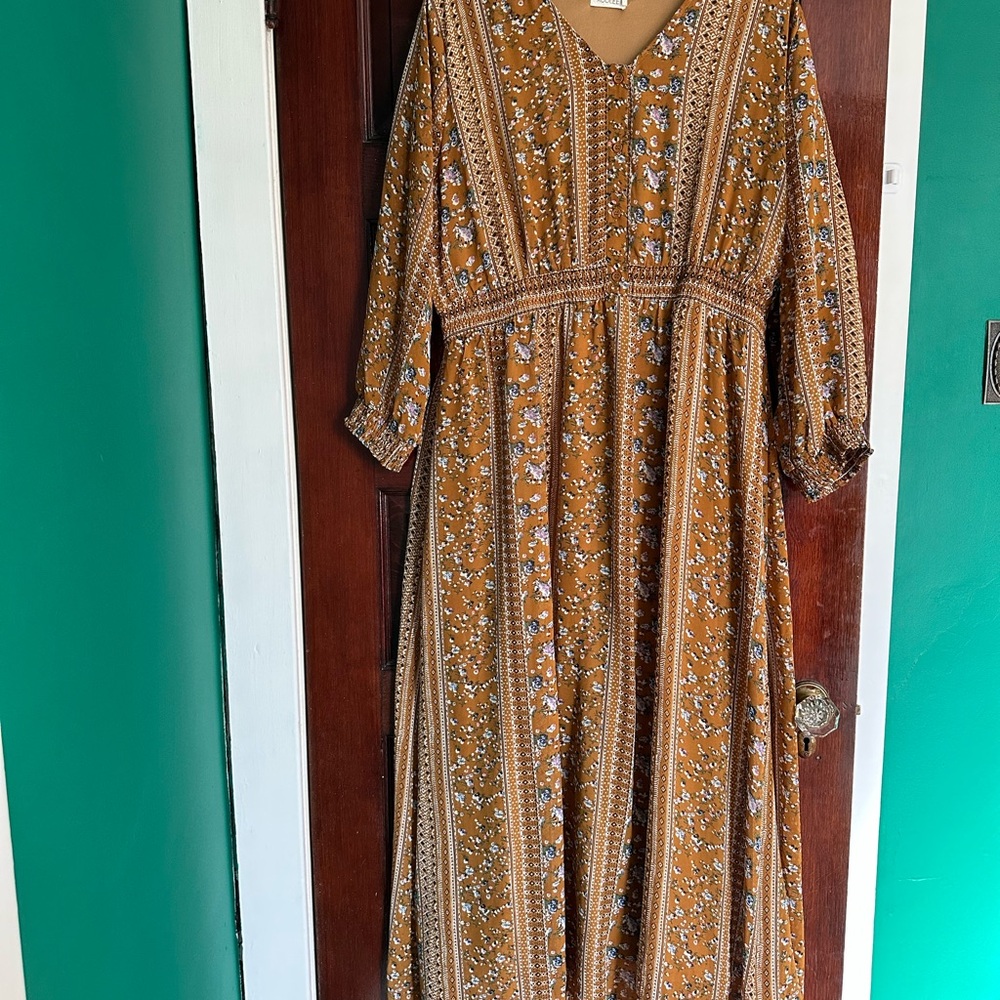 Roolee Long Sleeve Floral Dress - Brown and White